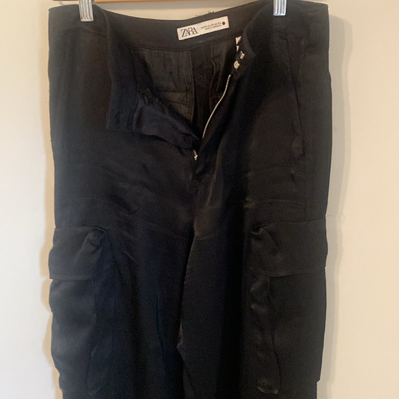 Zara Black Satin Cargo Pants Sz XS - Picture 9 of 9